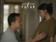 DIPERANKAN ARIEL TATUM DAN NICHOLAS SAPUTRA, SAYAP SAYAP PATAH RILIS POSTER RESMINYA