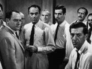 Suka Film yang Penuh dengan Plot Twist ? Ini Daftar Lengkapnya !