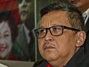 Hasto Kesal Sentil Ring Satu Jokowi : Jangan Asal Bapak Senang (ABS)