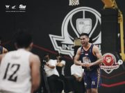 Bola Basket: Satria Muda Pertamina Jadi Juara Grup Kalahkan Evos