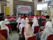 Anak Yatim Pidie Ikut Kegiatan Seminar Be a Smart Student